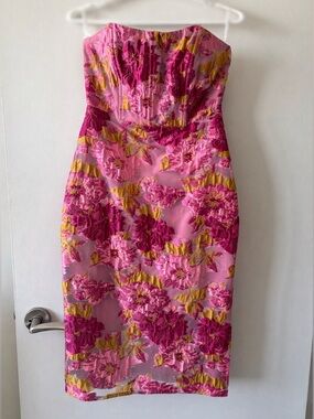 💕 Lulus Pink Floral Jacquard Strapless Midi Dress | Size S | Wedding Guest